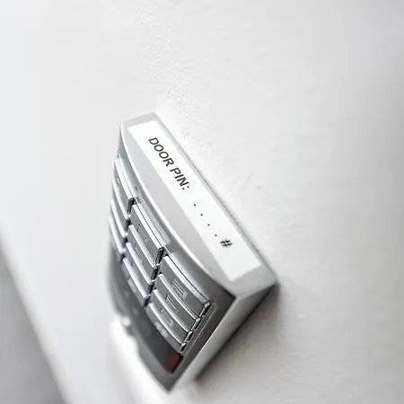 By Welcome To דירה